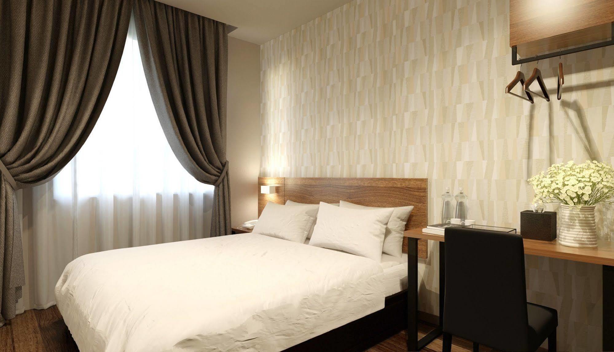 The Square Hotel Секудаи Экстерьер фото